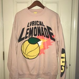 Large lyrical lemonade crewneck in tobacco